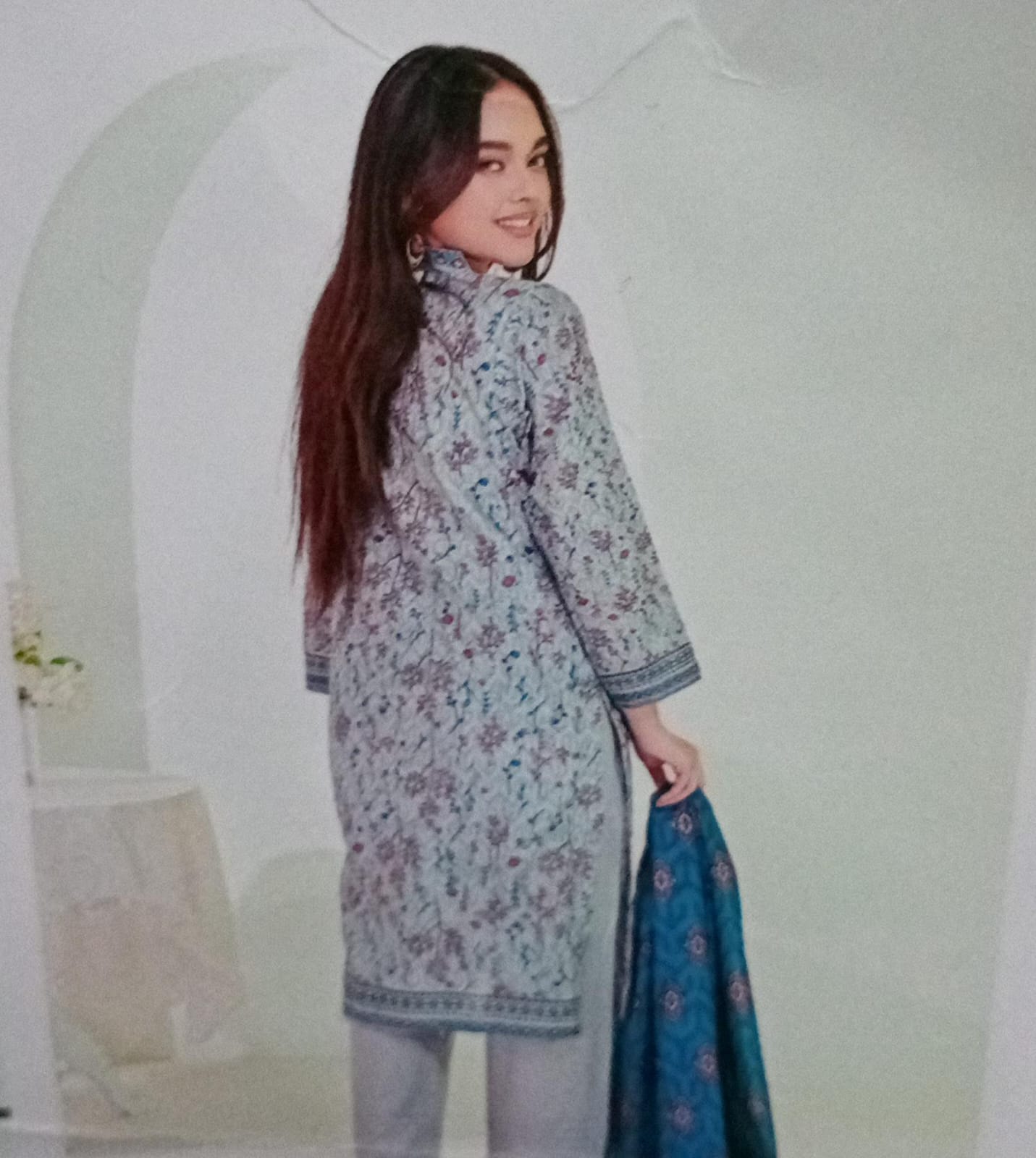 DIGITAL PRINTED LAWN UNSTITCHED 3 PCS - Image 2